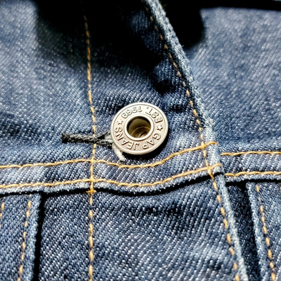Gap Jean Jacket Size XS - Picture 4 of 4